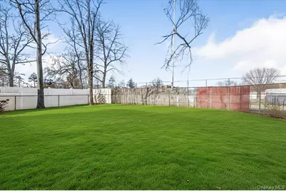 23 Peters Avenue, Hempstead, NY 11550 - Photo 4