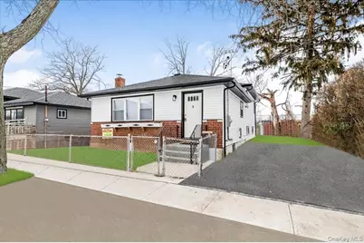 23 Peters Avenue, Hempstead, NY 11550 - Photo 1