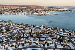 1981 Cynthia Ln, Merrick, NY 11566 - Photo 30