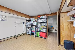 1981 Cynthia Ln, Merrick, NY 11566 - Photo 26