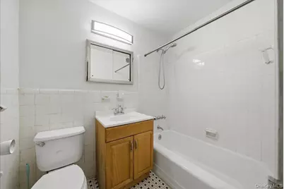 266 Pelham Road #4E, New Rochelle, NY 10805 - Photo 16