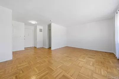 266 Pelham Road #4E, New Rochelle, NY 10805 - Photo 10