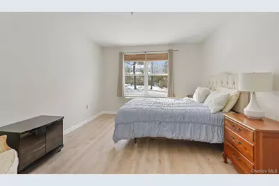 107 Sutton Drive #107, Mount Kisco, NY 10549 - Photo 4
