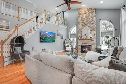 22 Ridgemont Drive, Hopewell Junction, NY 12533 - Photo 4