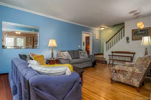 34 Mountain View Ave, Pearl River, NY 10965 - Photo 4