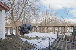 34 Mountain View Ave, Pearl River, NY 10965 - Photo 8