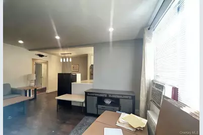 71-43 Park Drive East #A, Kew Gardens, NY 11367 - Photo 2