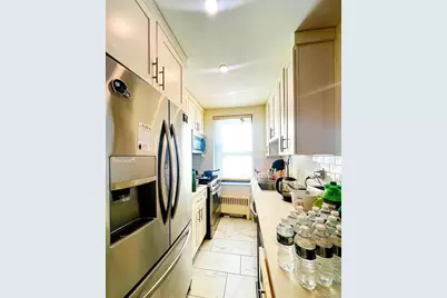 71-43 Park Drive E #A, Kew Gardens, NY 11367 - Photo 4