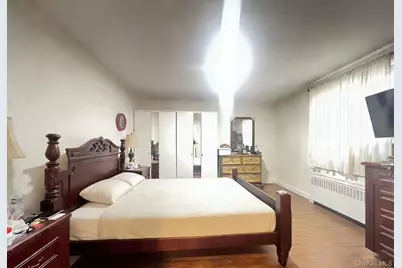 71-43 Park Drive East #A, Kew Gardens, NY 11367 - Photo 4