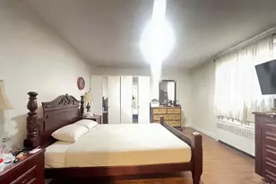 71-43 Park Dr E, Kew Gardens, NY 11367 - Photo 4