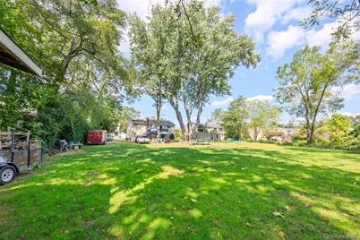 75 Oak Street, Amityville, NY 11701 - Photo 4