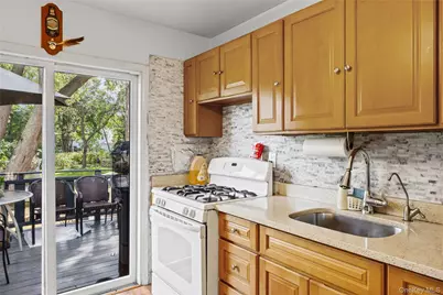 75 Oak Street, Amityville, NY 11701 - Photo 16