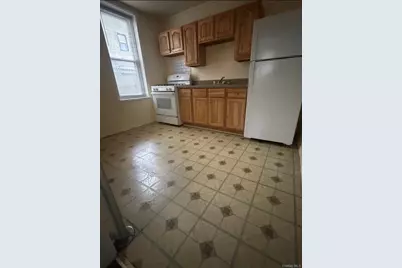 74-11 88th Road #4TH FLOOR, Woodhaven, NY 11421 - Photo 2