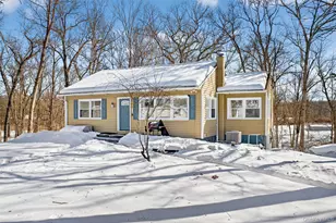 51 E Green Rd, Rock Tavern, NY 12575 - Photo 4