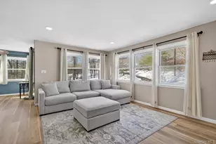 51 E Green Rd, Rock Tavern, NY 12575 - Photo 8