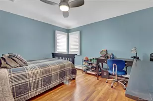 512 Links Dr E, Oceanside, NY 11572 - Photo 8