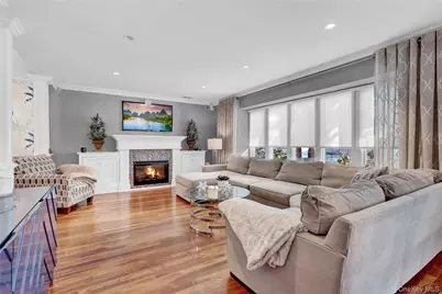 512 Links Drive E, Oceanside, NY 11572 - Photo 4