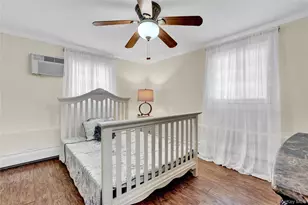 512 Links Dr E, Oceanside, NY 11572 - Photo 10