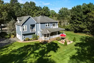 6 Empire Ct, Dix Hills, NY 11746 - Photo 26