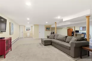 6 Empire Ct, Dix Hills, NY 11746 - Photo 22