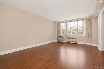 12 Old Mamaroneck Road #4L, White Plains, NY 10605 - Photo 4