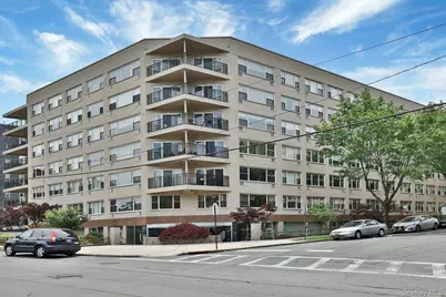12 Old Mamaroneck Road #4L, White Plains, NY 10605 - Photo 1