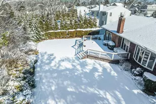 61 Hofstra Dr, Plainview, NY 11803 - Photo 40