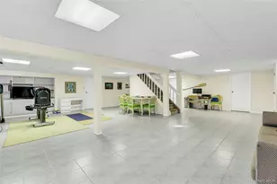 61 Hofstra Dr, Plainview, NY 11803 - Photo 26