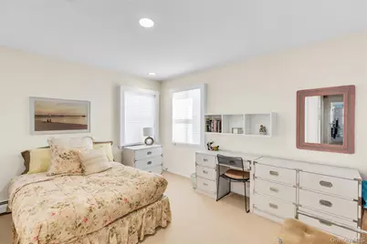 61 Hofstra Drive, Plainview, NY 11803 - Photo 20