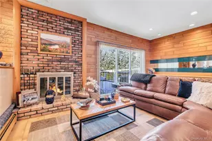 61 Hofstra Dr, Plainview, NY 11803 - Photo 10