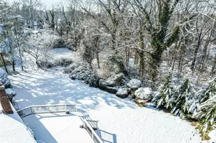 61 Hofstra Dr, Plainview, NY 11803 - Photo 38