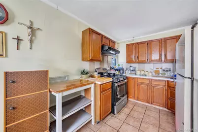 44 Seley Drive, North Babylon, NY 11703 - Photo 10