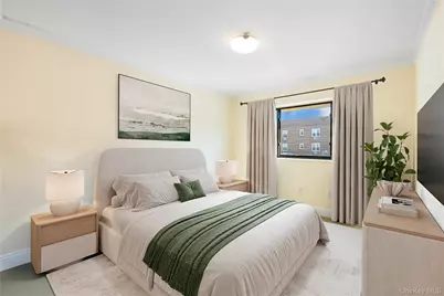 27 Bond Street #B, Great Neck, NY 11021 - Photo 10