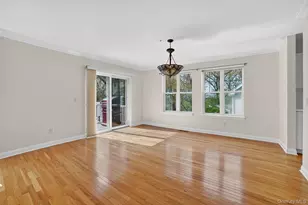 107 Winding Ridge Rd, White Plains, NY 10603 - Photo 8
