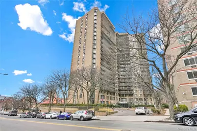 138-35 Elder Avenue #6B, Flushing, NY 11355 - Photo 1
