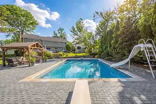 10 Alpine Ct, Smithtown, NY 11787 - Photo 44