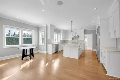 36 Fenimore Avenue, Garden City, NY 11530 - Photo 8