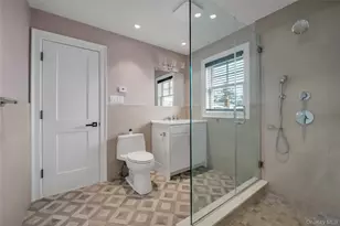 36 Fenimore Ave, Garden City, NY 11530 - Photo 22