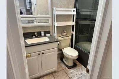 12 Bunnell Place, West Babylon, NY 11704 - Photo 8