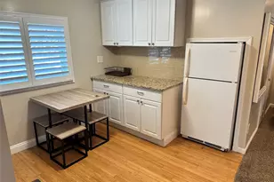 12 Bunnell Pl, West Babylon, NY 11704 - Photo 4