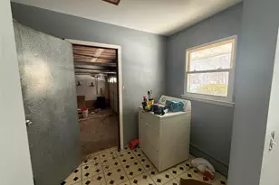 5 Julia Cir, East Setauket, NY 11733 - Photo 4