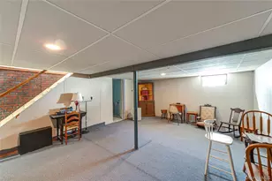 36 Sinclair Dr, Greenlawn, NY 11740 - Photo 16