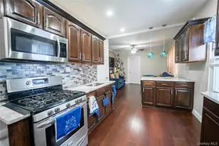 75-05 60th Pl, Glendale, NY 11385 - Photo 2