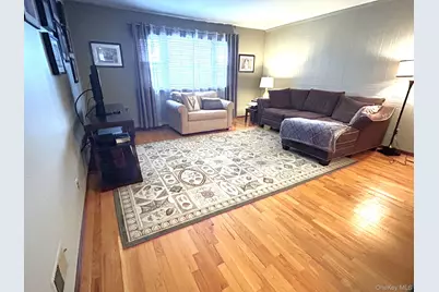 194 Justin, New York, NY 10306 - Photo 16