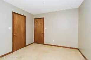 194 Justin, New York, NY 10306 - Photo 22