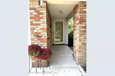 194 Justin, New York, NY 10306 - Photo 4