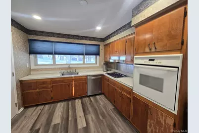 10 Chestnut Drive, Pomona, NY 10970 - Photo 4