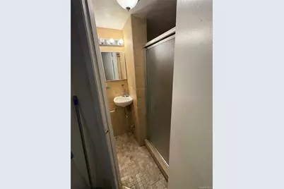 281 Graff Avenue, Bronx, NY 10465 - Photo 18