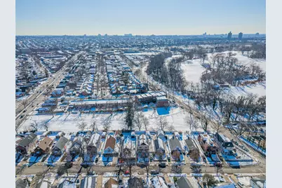 17528 Underhill Avenue, Fresh Meadows, NY 11365 - Photo 32