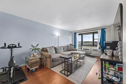 155 Ferris Avenue #8K, White Plains, NY 10603 - Photo 2